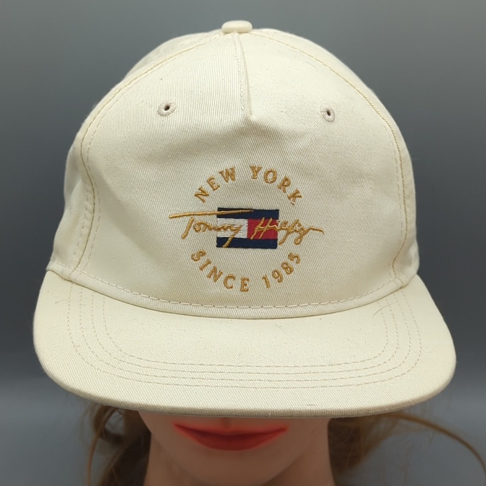 Tommy Hilfiger New York Since 1985 Cream Hat Cap Snapback Retro Style Adjustable